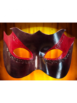 LEDER MASKE VON ROTEM UND SCHWARZEM VENEDIG COLOMBINA AN SPITZE