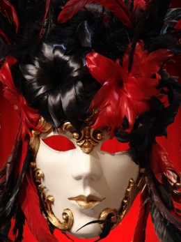 MASCHERA VENEZIANA VISO DECORATO CON PIUME