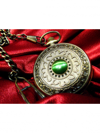 MECANICAL POCKET WATCH WITH EMERALD PEARL