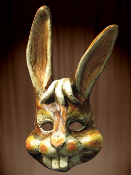 MASQUE LAPIN EN PAPIER MACHE