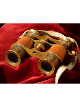 ANTIQUARIATO e VINTAGE BINOCOLO « ADELE BLANC-SEC » per TEATRO MADE IN OTTONE e CUOIO